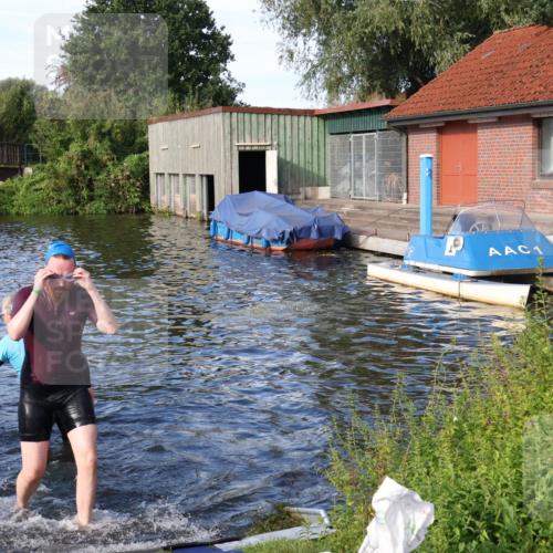 31.08.2025 - Elbe Triathlon Hamburg Luisa Fischer http://msf.ph/oto/8676332 31.08.2025 09:07:00 Schwimmen 391, 508, 526 meine-sportfotos.de