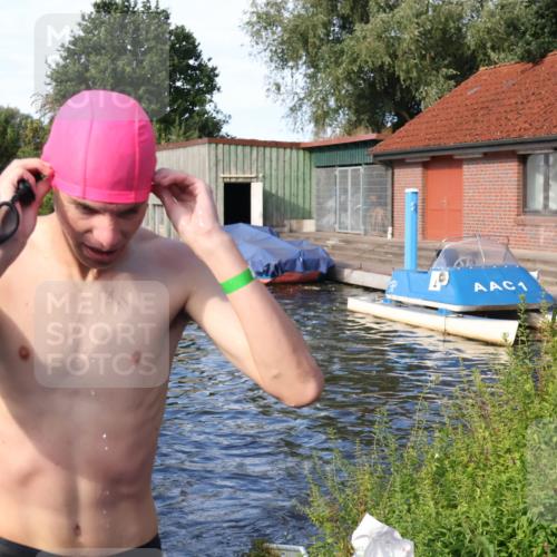 31.08.2025 - Elbe Triathlon Hamburg Luisa Fischer http://msf.ph/oto/8676352 31.08.2025 09:07:03 Schwimmen 391, 508, 526 meine-sportfotos.de
