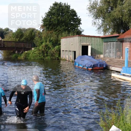 31.08.2025 - Elbe Triathlon Hamburg Luisa Fischer http://msf.ph/oto/8676376 31.08.2025 09:07:26 Schwimmen 388, 405, 618 meine-sportfotos.de