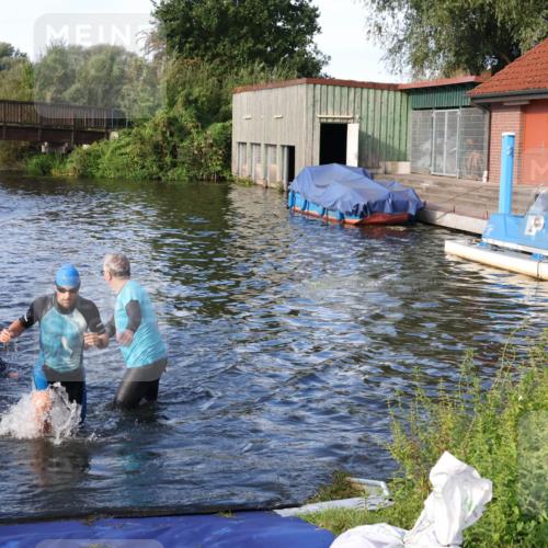 31.08.2025 - Elbe Triathlon Hamburg Luisa Fischer http://msf.ph/oto/8676398 31.08.2025 09:07:31 Schwimmen 388, 402, 405, 487, 618 meine-sportfotos.de