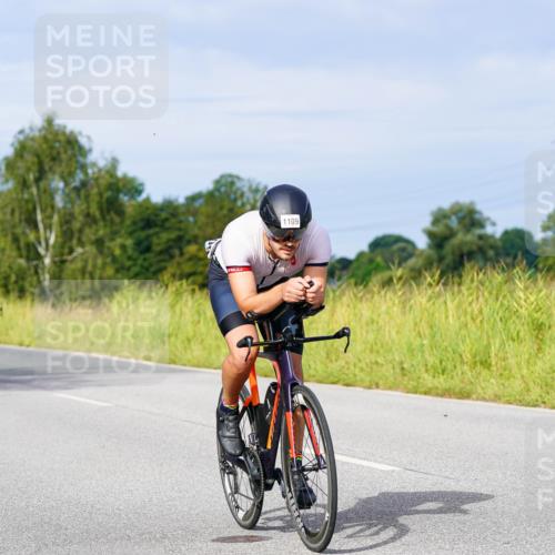 31.08.2025 - Elbe Triathlon Hamburg Michael Burmester http://msf.ph/oto/8676403 31.08.2025 10:23:54 Radfahren 704, 818, 861, 914, 926, 1031, 1043, 1109 meine-sportfotos.de