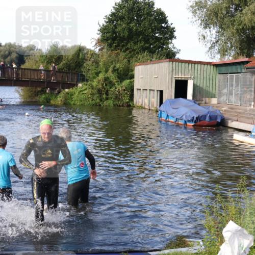 31.08.2025 - Elbe Triathlon Hamburg Luisa Fischer http://msf.ph/oto/8676444 31.08.2025 09:07:57 Schwimmen 602 meine-sportfotos.de