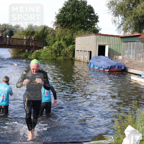 31.08.2025 - Elbe Triathlon Hamburg Luisa Fischer http://msf.ph/oto/8676447 31.08.2025 09:07:57 Schwimmen 602 meine-sportfotos.de