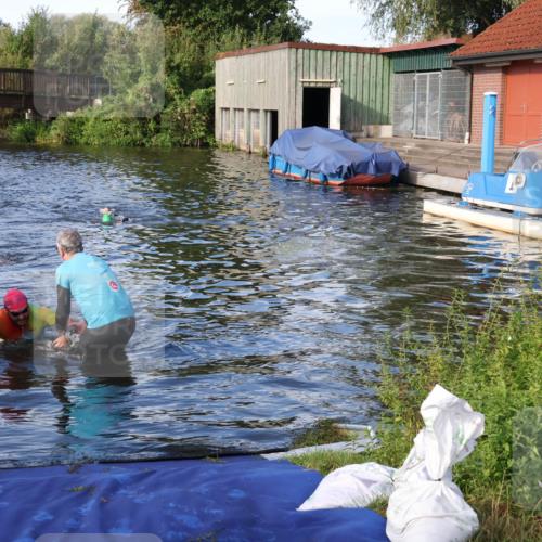 31.08.2025 - Elbe Triathlon Hamburg Luisa Fischer http://msf.ph/oto/8676451 31.08.2025 09:08:26 Schwimmen 500 meine-sportfotos.de