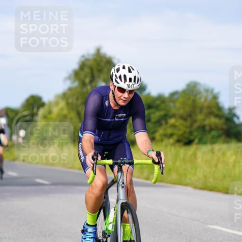 31.08.2025 - Elbe Triathlon Hamburg Michael Burmester http://msf.ph/oto/8676533 31.08.2025 10:24:21 Radfahren 703, 943, 972, 1028, 1047, 1074, 1083 meine-sportfotos.de