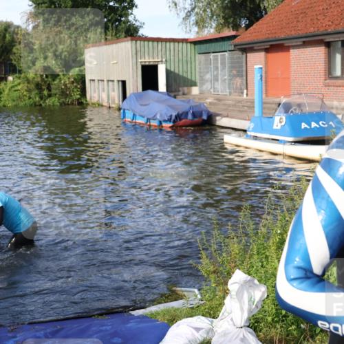 31.08.2025 - Elbe Triathlon Hamburg Luisa Fischer http://msf.ph/oto/8676588 31.08.2025 09:09:24 Schwimmen 406, 546, 651 meine-sportfotos.de