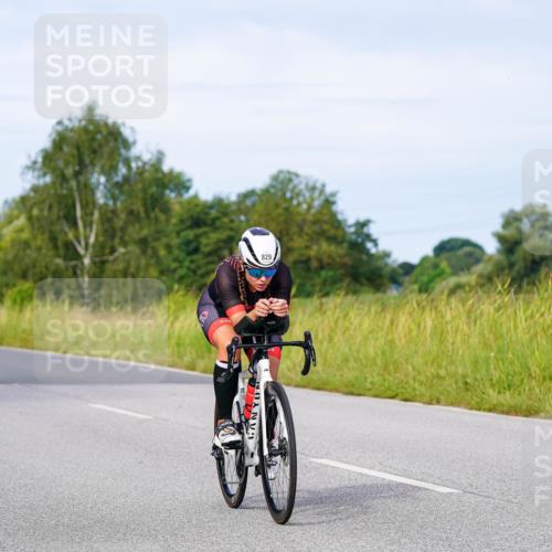 31.08.2025 - Elbe Triathlon Hamburg Michael Burmester http://msf.ph/oto/8676785 31.08.2025 10:25:20 Radfahren 829, 935, 955, 966, 1008, 1021, 1094 meine-sportfotos.de