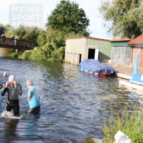 31.08.2025 - Elbe Triathlon Hamburg Luisa Fischer http://msf.ph/oto/8676804 31.08.2025 09:10:58 Schwimmen 428, 595, 648 meine-sportfotos.de