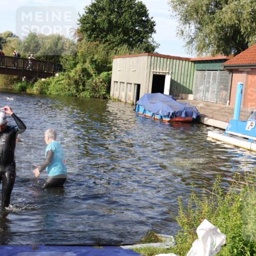 31.08.2025 - Elbe Triathlon Hamburg Luisa Fischer http://msf.ph/oto/8676811 31.08.2025 09:10:59 Schwimmen 428, 595, 648 meine-sportfotos.de
