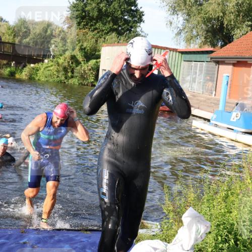 31.08.2025 - Elbe Triathlon Hamburg Luisa Fischer http://msf.ph/oto/8676817 31.08.2025 09:11:04 Schwimmen 428, 557, 574, 648 meine-sportfotos.de