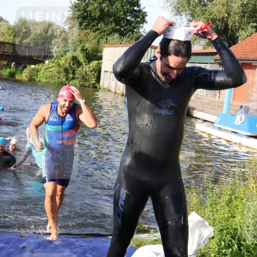 31.08.2025 - Elbe Triathlon Hamburg Luisa Fischer http://msf.ph/oto/8676819 31.08.2025 09:11:04 Schwimmen 428, 557, 574, 648 meine-sportfotos.de
