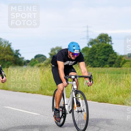 31.08.2025 - Elbe Triathlon Hamburg Michael Burmester http://msf.ph/oto/8676822 31.08.2025 10:25:39 Radfahren 692, 948, 954, 1026, 1054 meine-sportfotos.de
