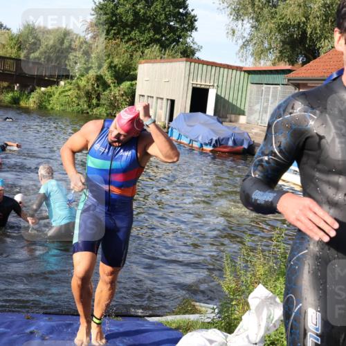 31.08.2025 - Elbe Triathlon Hamburg Luisa Fischer http://msf.ph/oto/8676823 31.08.2025 09:11:05 Schwimmen 428, 557, 574, 648 meine-sportfotos.de