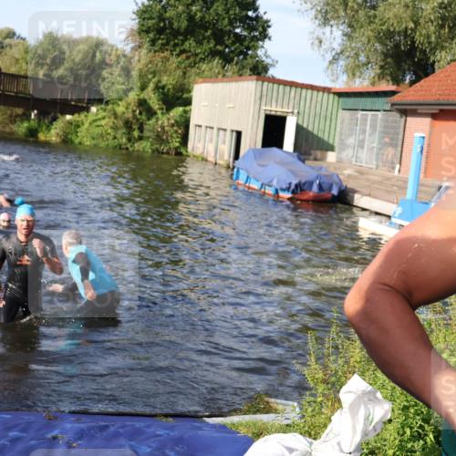 31.08.2025 - Elbe Triathlon Hamburg Luisa Fischer http://msf.ph/oto/8676829 31.08.2025 09:11:06 Schwimmen 428, 557, 574, 648 meine-sportfotos.de