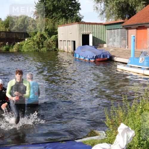31.08.2025 - Elbe Triathlon Hamburg Luisa Fischer http://msf.ph/oto/8676938 31.08.2025 09:12:02 Schwimmen 477, 525, 568 meine-sportfotos.de