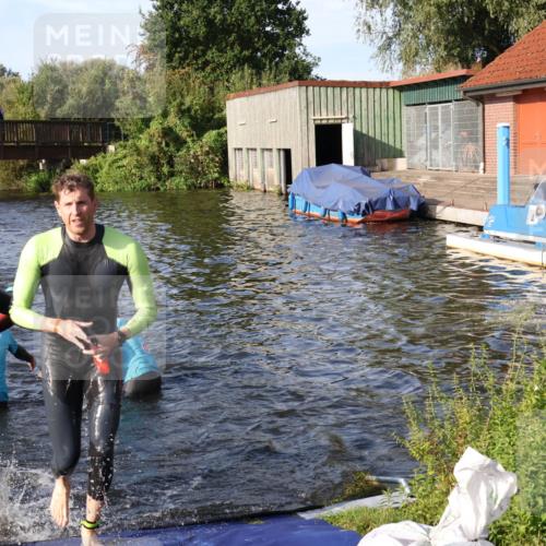 31.08.2025 - Elbe Triathlon Hamburg Luisa Fischer http://msf.ph/oto/8676948 31.08.2025 09:12:04 Schwimmen 477, 525, 568, 626 meine-sportfotos.de