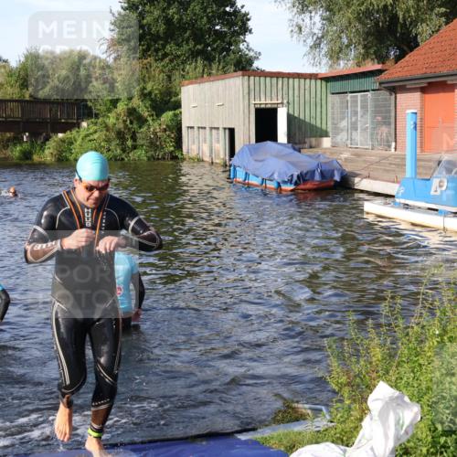 31.08.2025 - Elbe Triathlon Hamburg Luisa Fischer http://msf.ph/oto/8677000 31.08.2025 09:12:18 Schwimmen 639 meine-sportfotos.de