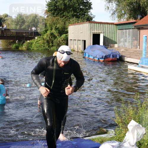 31.08.2025 - Elbe Triathlon Hamburg Luisa Fischer http://msf.ph/oto/8677024 31.08.2025 09:12:50 Schwimmen 461, 566, 615, 627, 642, 643 meine-sportfotos.de