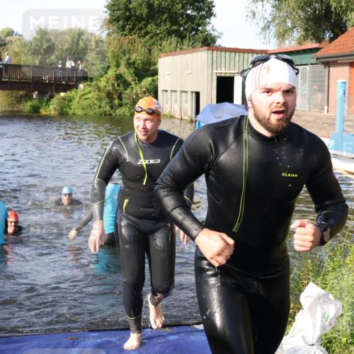 31.08.2025 - Elbe Triathlon Hamburg Luisa Fischer http://msf.ph/oto/8677028 31.08.2025 09:12:51 Schwimmen 461, 566, 615, 627, 642 meine-sportfotos.de