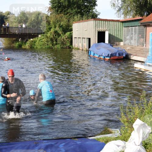 31.08.2025 - Elbe Triathlon Hamburg Luisa Fischer http://msf.ph/oto/8677050 31.08.2025 09:12:54 Schwimmen 566, 615, 623, 627, 642 meine-sportfotos.de