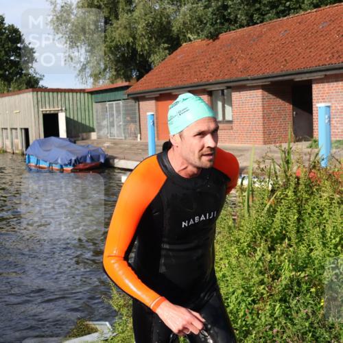 31.08.2025 - Elbe Triathlon Hamburg Luisa Fischer http://msf.ph/oto/8677077 31.08.2025 09:13:25 Schwimmen 558, 650 meine-sportfotos.de
