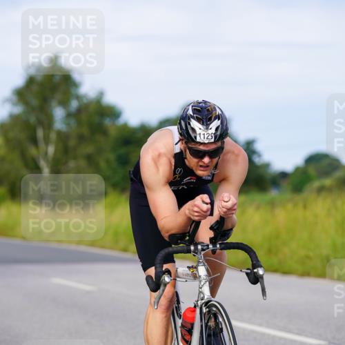 31.08.2025 - Elbe Triathlon Hamburg Michael Burmester http://msf.ph/oto/8677157 31.08.2025 10:27:21 Radfahren 1105, 1129 meine-sportfotos.de