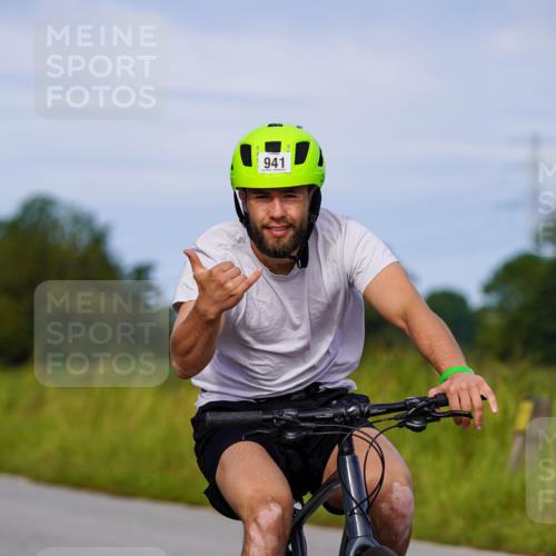 31.08.2025 - Elbe Triathlon Hamburg Michael Burmester http://msf.ph/oto/8677197 31.08.2025 10:27:42 Radfahren 797, 941, 1038, 1059 meine-sportfotos.de