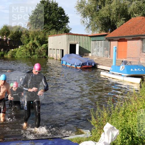 31.08.2025 - Elbe Triathlon Hamburg Luisa Fischer http://msf.ph/oto/8677218 31.08.2025 09:14:54 Schwimmen 427, 466, 605, 629, 715, 716, 724, 728 meine-sportfotos.de