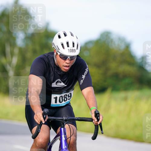 31.08.2025 - Elbe Triathlon Hamburg Michael Burmester http://msf.ph/oto/8677258 31.08.2025 10:28:02 Radfahren 809, 1089 meine-sportfotos.de