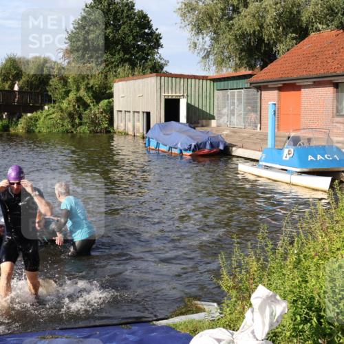 31.08.2025 - Elbe Triathlon Hamburg Luisa Fischer http://msf.ph/oto/8677286 31.08.2025 09:15:16 Schwimmen 419, 562, 567, 625, 660 meine-sportfotos.de