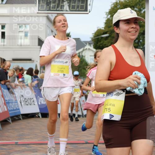 31.08.2025 - 21. Blankeneser Heldenlauf Strokosch-Dieckow http://msf.ph/oto/8677367 31.08.2025 10:27:27 Ziel 2715, 2463, 2725, 2533, 2709 meine-sportfotos.de