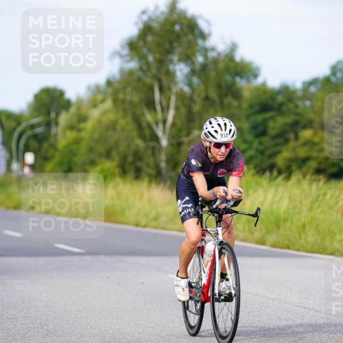 31.08.2025 - Elbe Triathlon Hamburg Michael Burmester http://msf.ph/oto/8677382 31.08.2025 10:28:41 Radfahren 701, 789, 852, 913, 991, 1123 meine-sportfotos.de