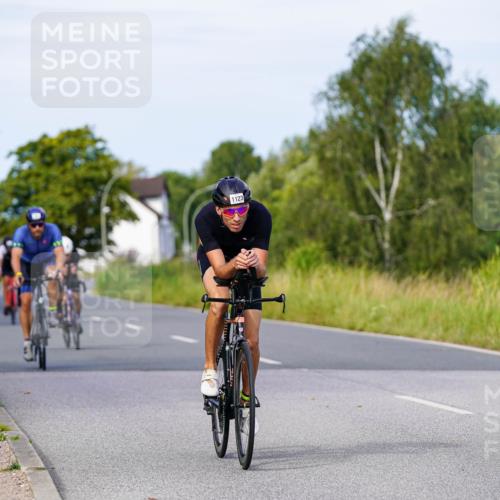 31.08.2025 - Elbe Triathlon Hamburg Michael Burmester http://msf.ph/oto/8677387 31.08.2025 10:28:42 Radfahren 701, 789, 852, 913, 991, 1123, 1219 meine-sportfotos.de