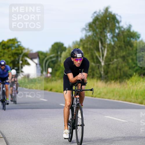 31.08.2025 - Elbe Triathlon Hamburg Michael Burmester http://msf.ph/oto/8677391 31.08.2025 10:28:42 Radfahren 701, 789, 852, 913, 991, 1123, 1219 meine-sportfotos.de
