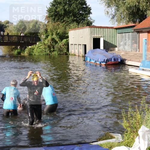 31.08.2025 - Elbe Triathlon Hamburg Luisa Fischer http://msf.ph/oto/8677441 31.08.2025 09:16:56 Schwimmen 569, 773 meine-sportfotos.de