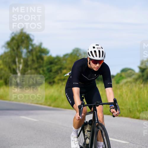 31.08.2025 - Elbe Triathlon Hamburg Michael Burmester http://msf.ph/oto/8677484 31.08.2025 10:29:22 Radfahren 667, 711, 837, 1102, 1183, 1196 meine-sportfotos.de