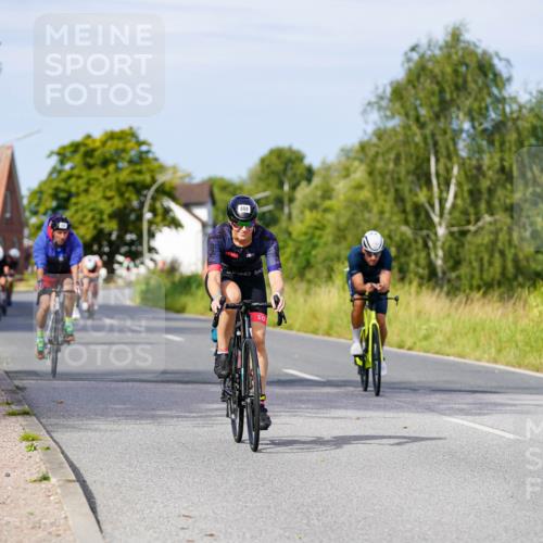 31.08.2025 - Elbe Triathlon Hamburg Michael Burmester http://msf.ph/oto/8677552 31.08.2025 10:29:55 Radfahren 606, 775, 870, 887, 888, 1011, 1155, 1180, 1202 meine-sportfotos.de
