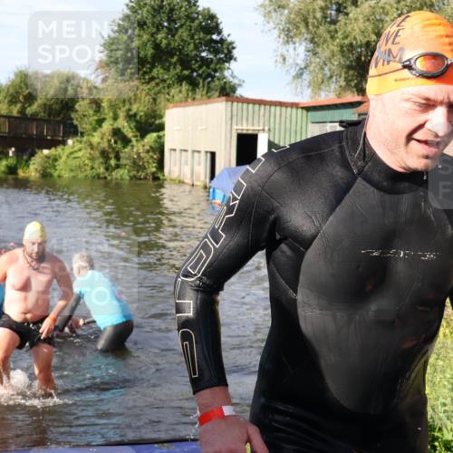 31.08.2025 - Elbe Triathlon Hamburg Luisa Fischer http://msf.ph/oto/8677578 31.08.2025 09:18:11 Schwimmen 413, 577, 617, 654, 723, 770 meine-sportfotos.de