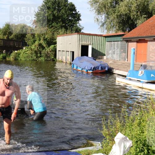 31.08.2025 - Elbe Triathlon Hamburg Luisa Fischer http://msf.ph/oto/8677581 31.08.2025 09:18:12 Schwimmen 413, 577, 617, 654, 723, 770 meine-sportfotos.de
