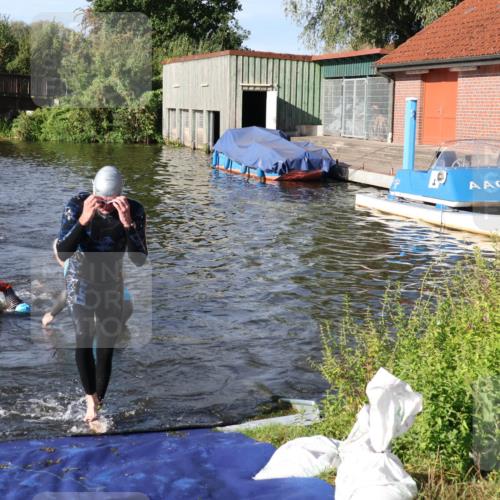 31.08.2025 - Elbe Triathlon Hamburg Luisa Fischer http://msf.ph/oto/8677606 31.08.2025 09:18:19 Schwimmen 413, 723, 756, 770 meine-sportfotos.de