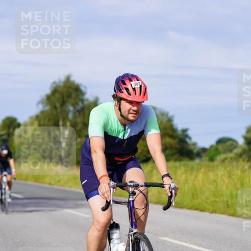 31.08.2025 - Elbe Triathlon Hamburg Michael Burmester http://msf.ph/oto/8677635 31.08.2025 10:30:19 Radfahren 587, 745, 821, 845, 949, 1445 meine-sportfotos.de