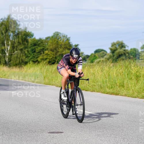 31.08.2025 - Elbe Triathlon Hamburg Michael Burmester http://msf.ph/oto/8677651 31.08.2025 10:30:21 Radfahren 587, 745, 821, 845, 949, 1140, 1227, 1445 meine-sportfotos.de