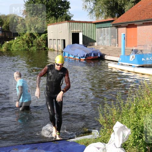 31.08.2025 - Elbe Triathlon Hamburg Luisa Fischer http://msf.ph/oto/8677667 31.08.2025 09:18:44 Schwimmen 570, 613, 720 meine-sportfotos.de