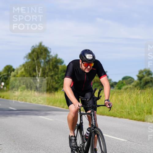 31.08.2025 - Elbe Triathlon Hamburg Michael Burmester http://msf.ph/oto/8677675 31.08.2025 10:30:29 Radfahren 1068, 1140, 1209, 1227 meine-sportfotos.de