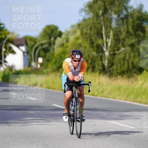 31.08.2025 - Elbe Triathlon Hamburg Michael Burmester http://msf.ph/oto/8677686 31.08.2025 10:30:36 Radfahren 774, 1068 meine-sportfotos.de