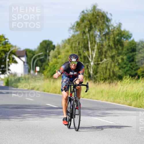 31.08.2025 - Elbe Triathlon Hamburg Michael Burmester http://msf.ph/oto/8677787 31.08.2025 10:31:22 Radfahren 1128, 1132, 1187, 1246 meine-sportfotos.de