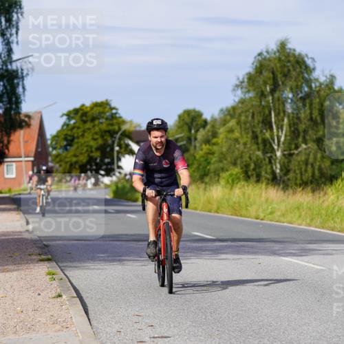 31.08.2025 - Elbe Triathlon Hamburg Michael Burmester http://msf.ph/oto/8677825 31.08.2025 10:31:32 Radfahren 1040, 1079, 1193 meine-sportfotos.de
