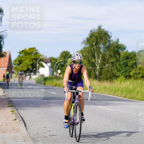 31.08.2025 - Elbe Triathlon Hamburg Michael Burmester http://msf.ph/oto/8677867 31.08.2025 10:31:49 Radfahren 868, 886, 906, 1014, 1224 meine-sportfotos.de