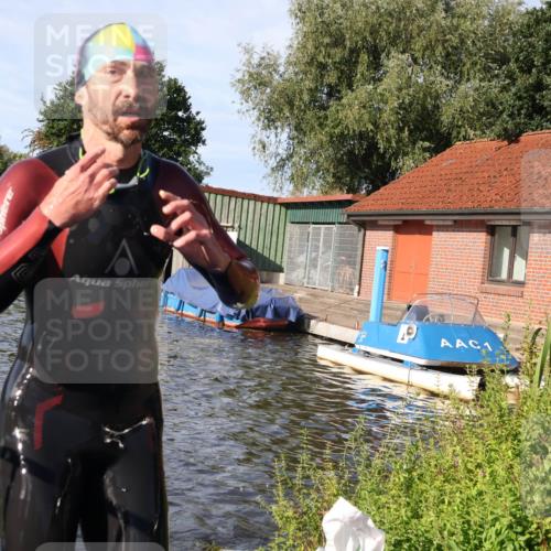 31.08.2025 - Elbe Triathlon Hamburg Luisa Fischer http://msf.ph/oto/8677868 31.08.2025 09:20:40 Schwimmen 404, 713, 730 meine-sportfotos.de