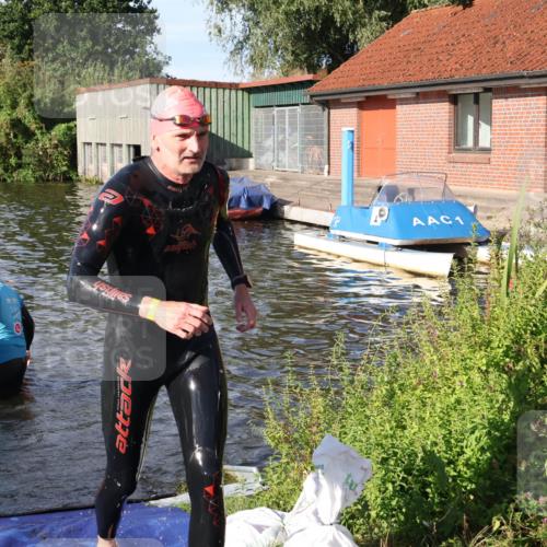 31.08.2025 - Elbe Triathlon Hamburg Luisa Fischer http://msf.ph/oto/8677881 31.08.2025 09:20:46 Schwimmen 404, 713 meine-sportfotos.de